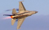 [ẢNH] Mỹ giúp Đài Loan có ngay 42 chiến đấu cơ mạnh ngang Su-35