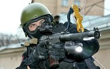 [ẢNH] 'Sát thủ bắn tỉa' VSS Nga được nhìn thấy trong tay quân ly khai Ukraine