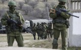 [ẢNH] 'Sát thủ bắn tỉa' VSS Nga được nhìn thấy trong tay quân ly khai Ukraine