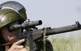 [ẢNH] 'Sát thủ bắn tỉa' VSS Nga được nhìn thấy trong tay quân ly khai Ukraine