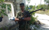 [ẢNH] 'Sát thủ bắn tỉa' VSS Nga được nhìn thấy trong tay quân ly khai Ukraine