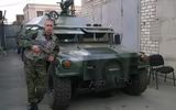 [ẢNH] Ly khai Ukraine sử dụng xe bọc thép Mỹ, sự thật bất ngờ mà Ukraine muốn giấu kín