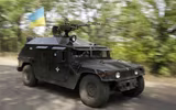 [ẢNH] Ly khai Ukraine sử dụng xe bọc thép Mỹ, sự thật bất ngờ mà Ukraine muốn giấu kín