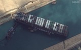 [ẢNH] Giải cứu thành công tàu khổng lồ chắn ngang kênh đào Suez, giá dầu liền giảm