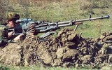 [ẢNH] Ly khai dùng siêu súng máy Liên Xô để bắn vào quân đội Ukraine