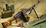 [ẢNH] Nga chuyển 'sát thủ diệt bộ binh' cho ly khai Ukraine