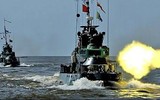 [ẢNH] Tàu pháo bọc thép của Nga vừa có động thái đặc biệt