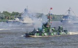 [ẢNH] Tàu pháo bọc thép của Nga vừa có động thái đặc biệt