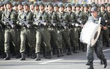 [ẢNH] Ukraine sử dụng súng trường tấn công hiện đại nhất thế giới tại miền Đông