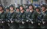 [ẢNH] Ukraine sử dụng súng trường tấn công hiện đại nhất thế giới tại miền Đông