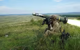 [ẢNH] Mỹ kêu gọi Ukraine chỉ dùng tên lửa chống tăng Javelin để phòng thủ