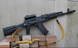 [ẢNH] Ly khai Ukraine bất ngờ có súng trường tấn công AK-103