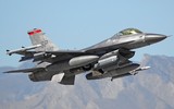 [ẢNH] Phi đội F-16 Mỹ mang tên lửa AIM-120 và AIM-9 tới Biển Đông hội quân