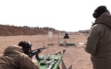 [ẢNH] Sự thật màn đối đầu giữa súng trường tấn công AK-12 Nga và áo giáp Mỹ