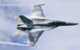 [ẢNH] Mỹ điều phi đội ‘ong bắp cày’ F/A-18 bay quần vòng tại Afghanistan để bảo vệ quân