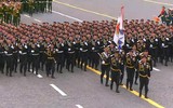 [ẢNH] Nga thị uy sức mạnh khủng khiếp qua cuộc duyệt binh mừng Ngày chiến thắng