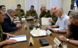 [ẢNH] Cách Israel đuổi thường dân ra ngoài trước khi đánh sập các tòa nhà tại dải Gaza