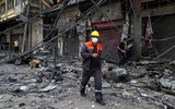 [ẢNH] Cách Israel đuổi thường dân ra ngoài trước khi đánh sập các tòa nhà tại dải Gaza