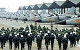 [ẢNH] Hải quân Trung Quốc diễn tập bằng loạt máy bay nổi tiếng kém an toàn JH-7 