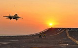 [ẢNH] Đưa ‘hổ giấy’ J-15 ra bay biển, hiểm nguy rình rập chính phi công Trung Quốc