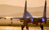 [ẢNH] Su-30SM Nga áp sát buộc F-35 NATO phải đổi hướng bay