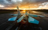 [ẢNH] Su-30SM Nga áp sát buộc F-35 NATO phải đổi hướng bay