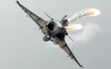 [ẢNH] Cú lội ngược dòng ngoạn mục của ‘phượng hoàng lửa’ Rafale Pháp