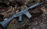 [ẢNH] Khẩu súng trường phương Tây là đối thủ của AK-47 trong Chiến tranh Lạnh