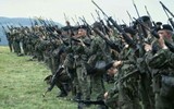 [ẢNH] Khẩu súng trường phương Tây là đối thủ của AK-47 trong Chiến tranh Lạnh