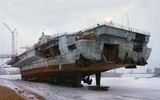 [ẢNH] Tàu sân bay Ấn Độ và thương vụ đầy thử thách với Nga