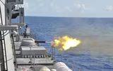 [ẢNH] ‘Hỏa thần’ AK-630M Nga vừa bắn cảnh cáo buộc chiến hạm Anh đổi hướng