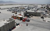 [ẢNH] Căn cứ quân sự khổng lồ ở Afghanistan còn gì khi lính Mỹ rút đi?