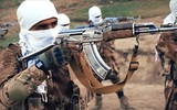 [ẢNH] Taliban khoe kho vũ khí Mỹ thu được từ quân đội chính phủ Afghanistan