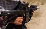 [ẢNH] Taliban khoe kho vũ khí Mỹ thu được từ quân đội chính phủ Afghanistan