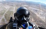 [ẢNH] Một số chi tiết khó tin trên Su-57 của Nga, khác hẳn máy bay Mỹ!