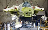 [ẢNH] Một số chi tiết khó tin trên Su-57 của Nga, khác hẳn máy bay Mỹ!
