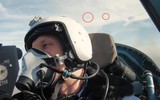 [ẢNH] Một số chi tiết khó tin trên Su-57 của Nga, khác hẳn máy bay Mỹ!