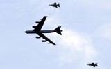 [ẢNH] Mỹ bất ngờ tái triển khai ‘pháo đài bay’ B-52 tới đảo Guam