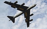 [ẢNH] Mỹ bất ngờ tái triển khai ‘pháo đài bay’ B-52 tới đảo Guam