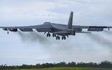[ẢNH] Mỹ bất ngờ tái triển khai ‘pháo đài bay’ B-52 tới đảo Guam