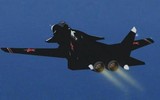 [ẢNH] Vì sao Su-47 của hãng Sukhoi 