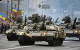 [ẢNH] Xe tăng quốc bảo Ukraine bắn nhầm cả vào nhà dân