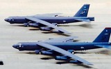 [ẢNH] B-52 Mỹ bay 4 ngày liên tục để dội bom phiến quân Taliban tại Afghanistan