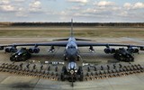 [ẢNH] B-52 Mỹ bay 4 ngày liên tục để dội bom phiến quân Taliban tại Afghanistan