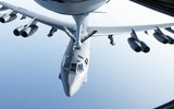 [ẢNH] B-52 Mỹ bay 4 ngày liên tục để dội bom phiến quân Taliban tại Afghanistan