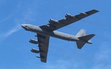 [ẢNH] B-52 Mỹ bay 4 ngày liên tục để dội bom phiến quân Taliban tại Afghanistan