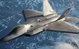 [ẢNH] Mài tóe lửa đường băng khi hạ cánh khẩn, tiết lộ thiết kế lạ của F-22 Raptor