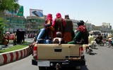 [ẢNH] 'Kho vũ khí tỉ đô' của Afghanistan rơi vào tay Taliban khiến Mỹ bất ngờ