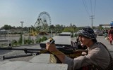 [ẢNH] Taliban đốt công viên, giật sập tượng, liệu lịch sử có lặp lại?