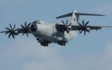[ẢNH] ‘Ngựa thồ’ NATO gây tai tiếng khi tham gia di tản người tại Afghanistan